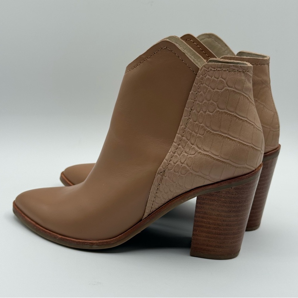 DOLCE VITA Rozane Snakeskin-Embossed Leather Pointy Toes Slip On Booties SZ 6.5 - Picture 3 of 16